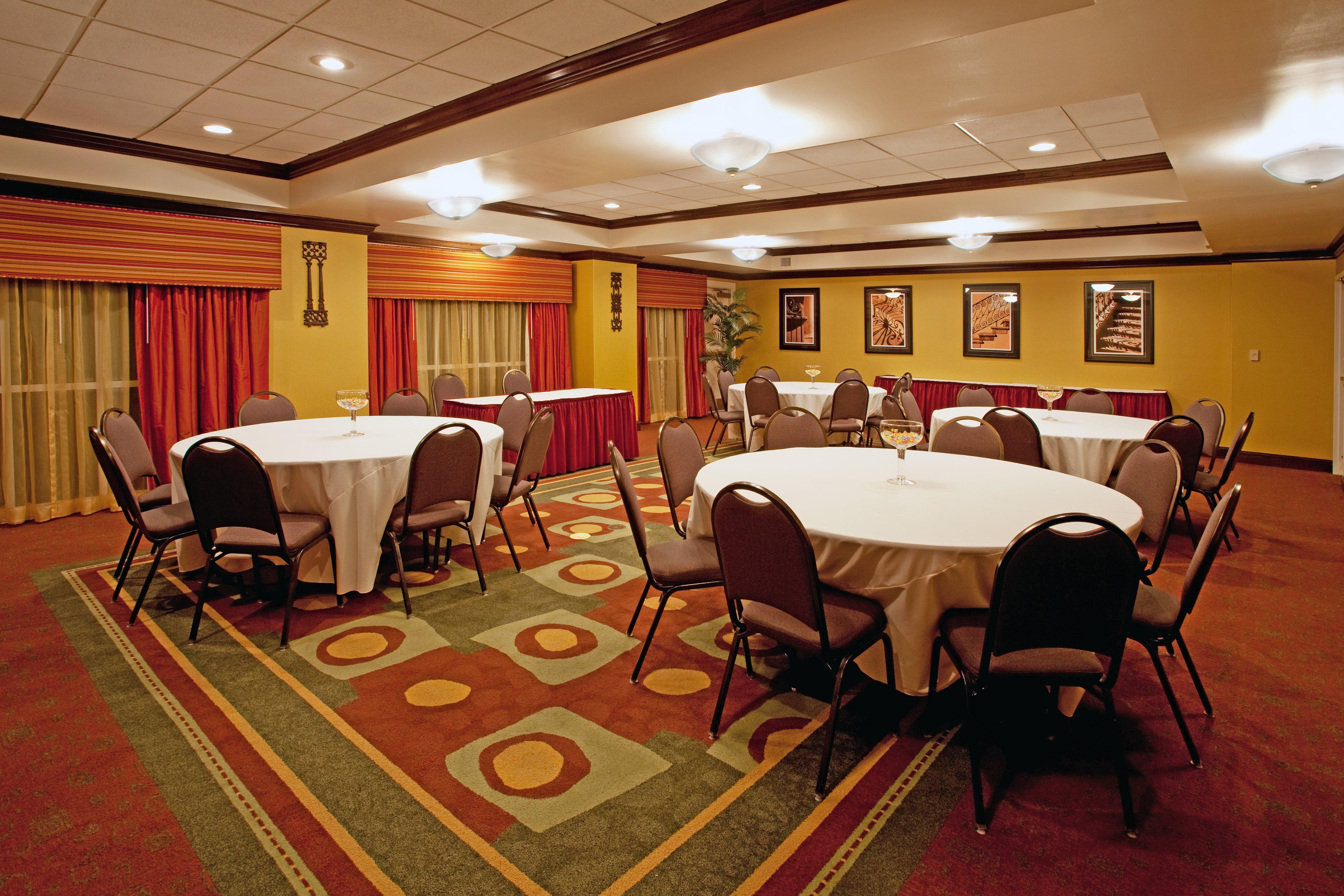 Holiday Inn Express Hotel & Suites Charleston-Ashley Phosphate By Ihg Βόρειο Τσάρλεστον Εξωτερικό φωτογραφία