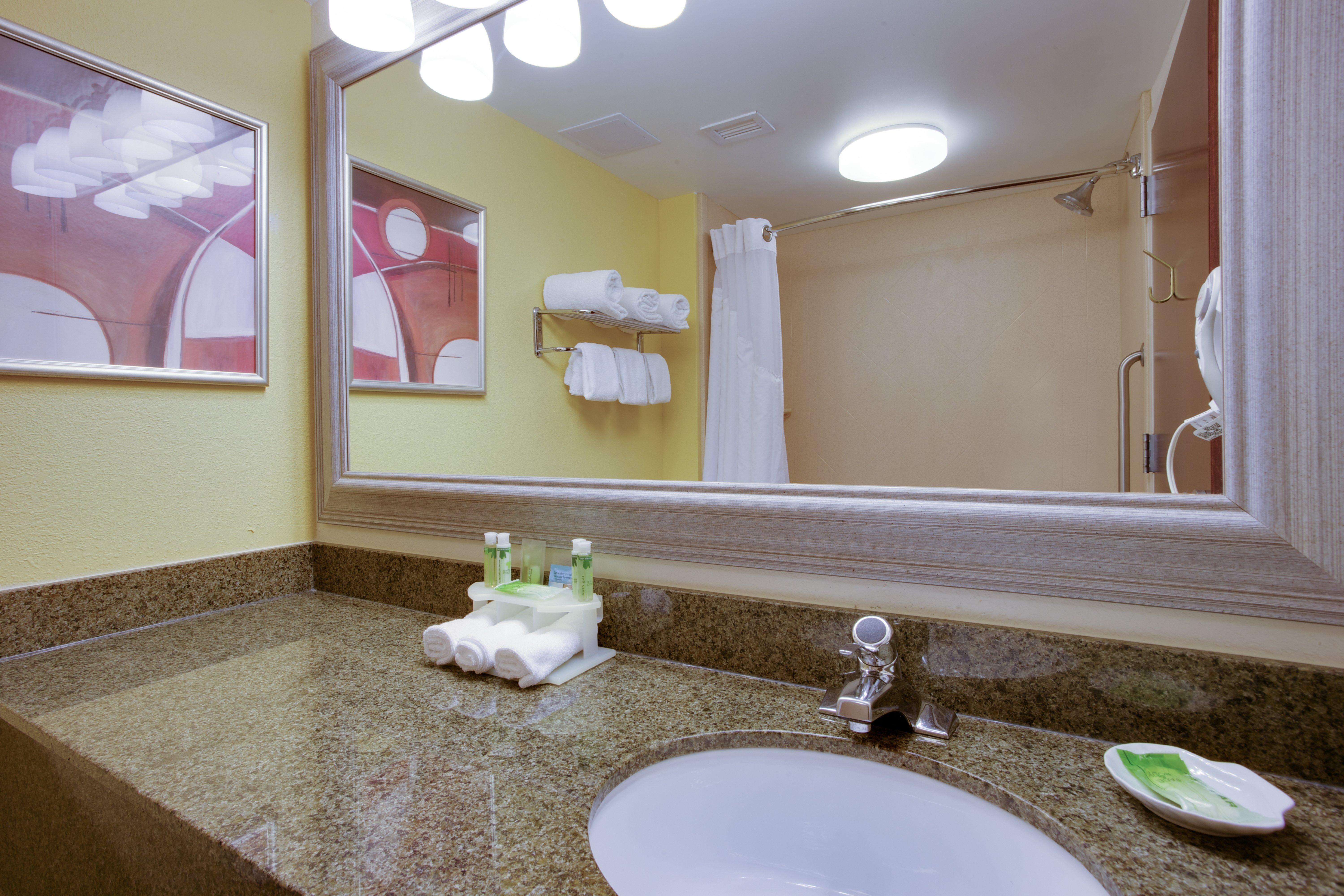 Holiday Inn Express Hotel & Suites Charleston-Ashley Phosphate By Ihg Βόρειο Τσάρλεστον Εξωτερικό φωτογραφία